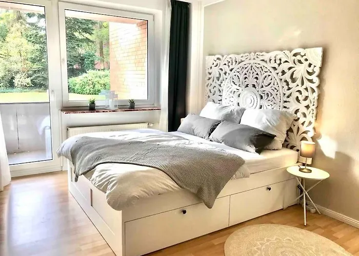 Cozy Apartment Near Maschsee, Balcony, Gardenview